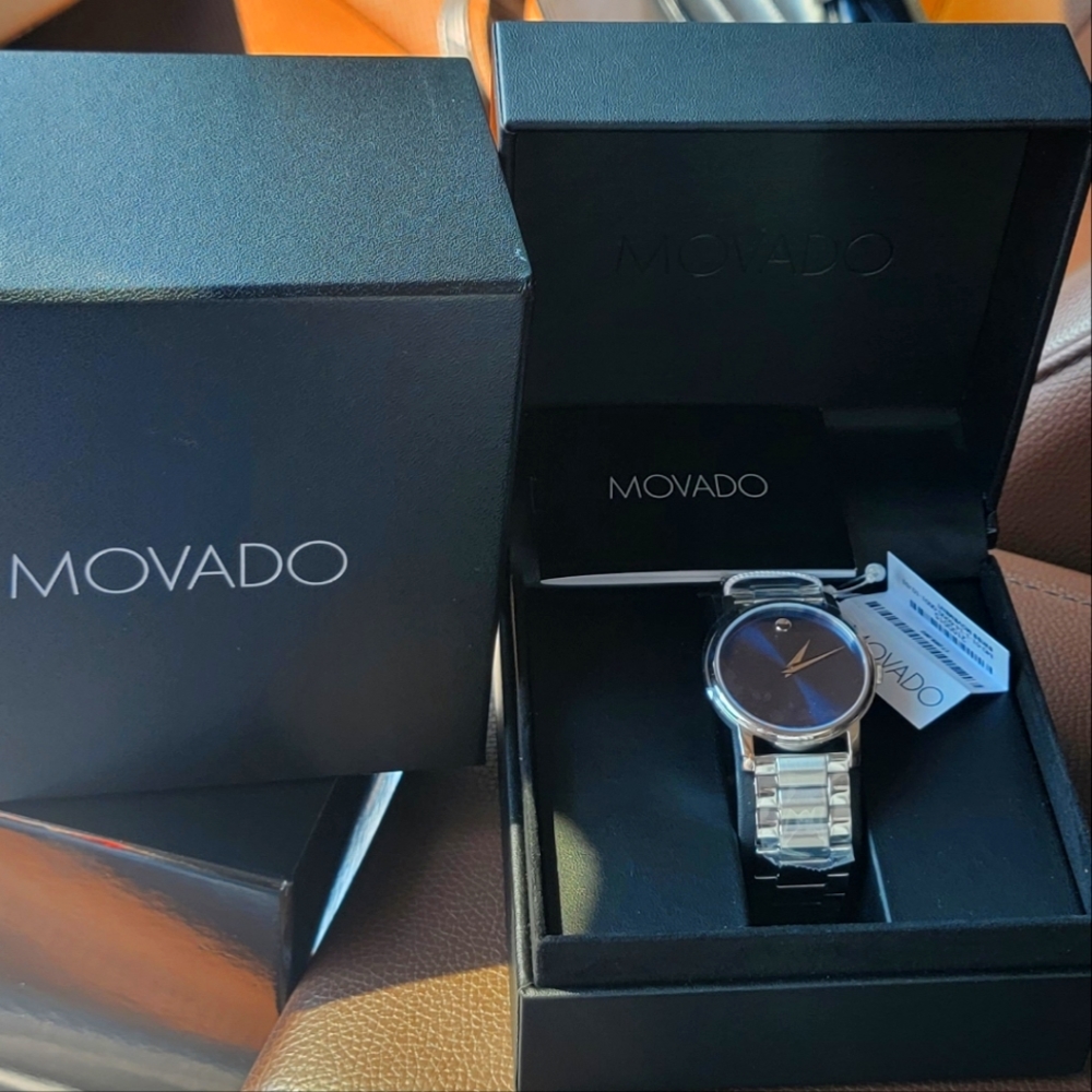 Movado Men's watch Navy Blue